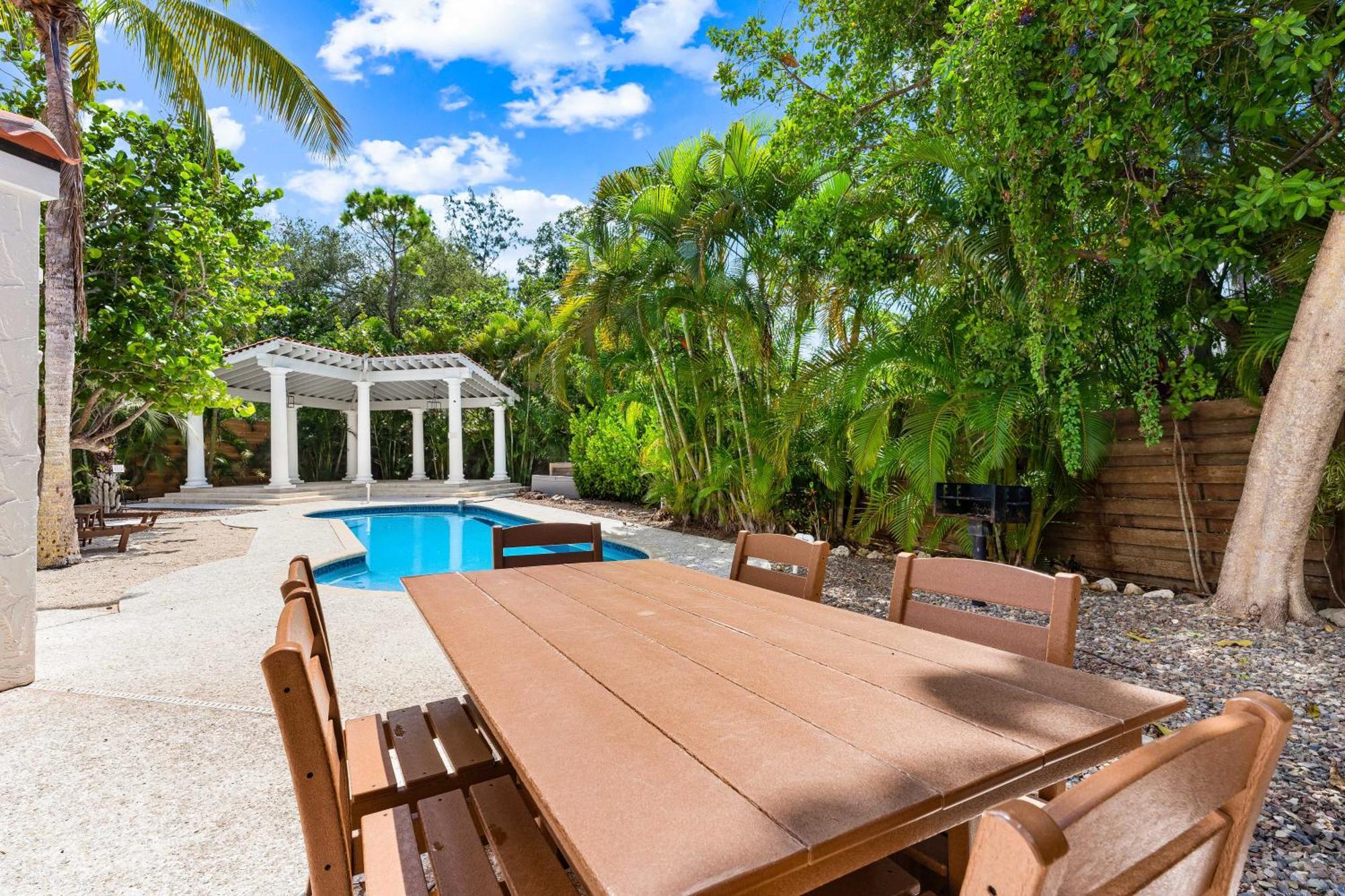 Crescent Beach Villas Siesta Key Exterior foto